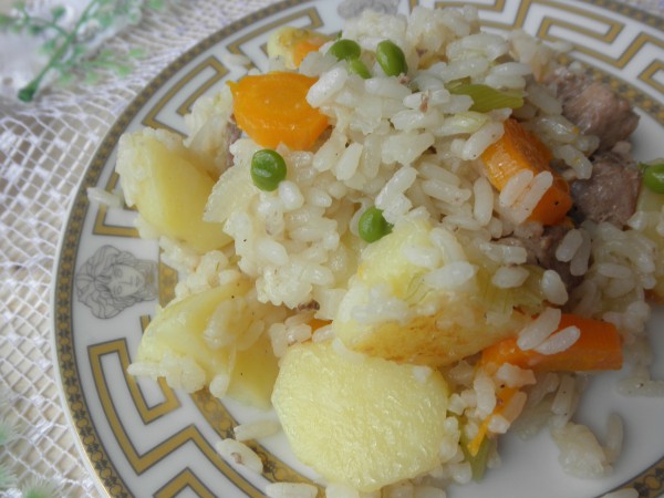 Овощное рагу с рисом в мультиварке