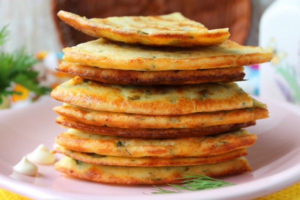 Ленивые хачапури с сыром на сковороде