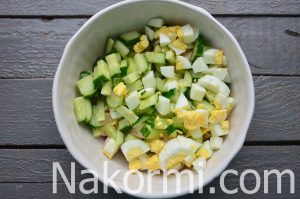 Три очень простых и вкусных салата с курицей и ананасами | Вкусно готовлю | Яндекс Дзен