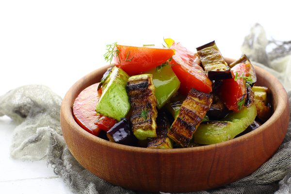 Салат из жареных овощей