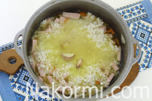 Плов с колбасой — рецепт с фото пошагово