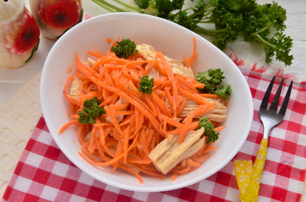 Морковь по-корейски со спаржей